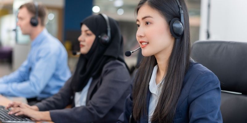 Customer support refers to the services provided to assist users before