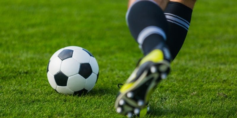 Bookmakers determine totals by analyzing team performance